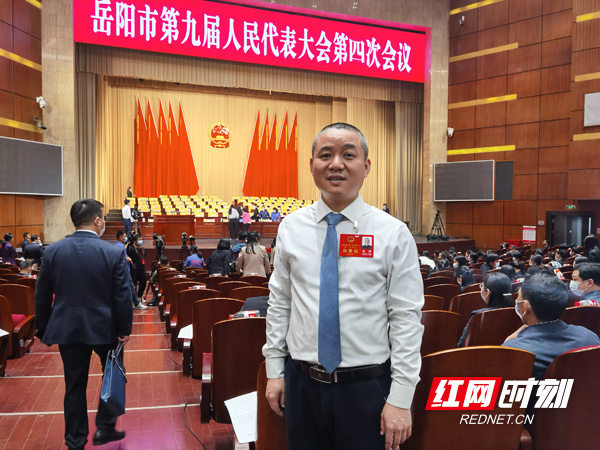 岳陽(yáng)市人大代表張勇：建議進(jìn)一步加強職業(yè)技能教育