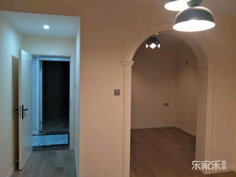 湘潭中央一品96平米現代風(fēng)格裝修案例
